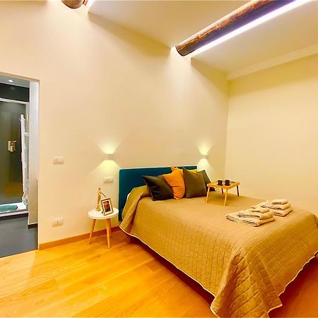 Amazing San Lorenzo 19, Rolli Palace Unesco - Stunning View Overlooking The Cathedral - Free Private Parking- เจนัว ภายนอก รูปภาพ
