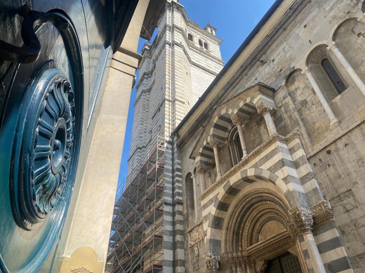 Amazing San Lorenzo 19, Rolli Palace Unesco - Stunning View Overlooking The Cathedral - Free Private Parking- เจนัว ภายนอก รูปภาพ