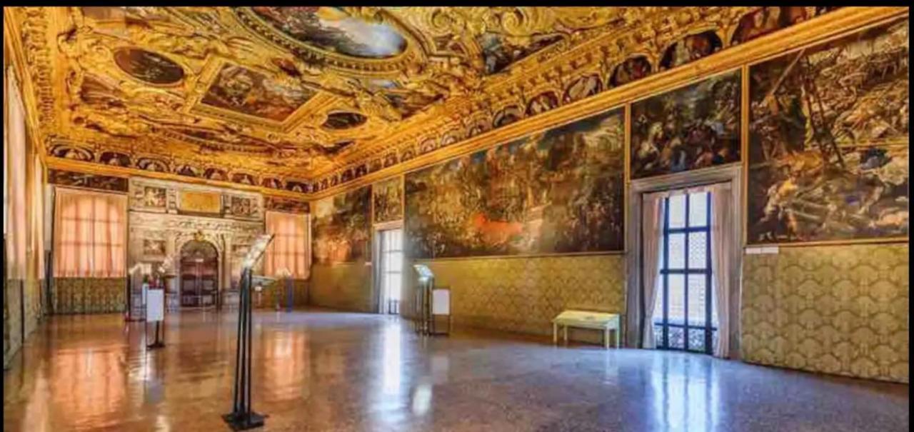 Amazing San Lorenzo 19, Rolli Palace Unesco - Stunning View Overlooking The Cathedral - Free Private Parking- เจนัว ภายนอก รูปภาพ
